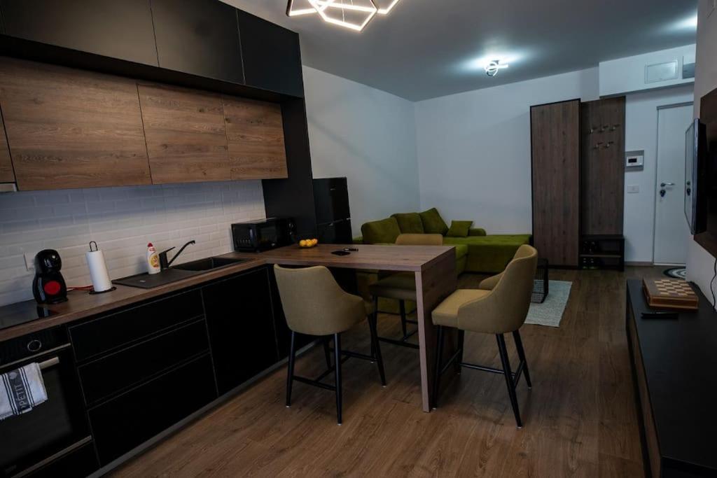 Sunrise Apartment Oradea Exterior foto